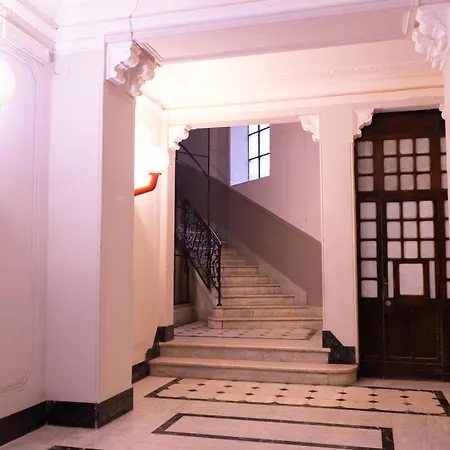 Apartment Aarohi House By Farris & Cors